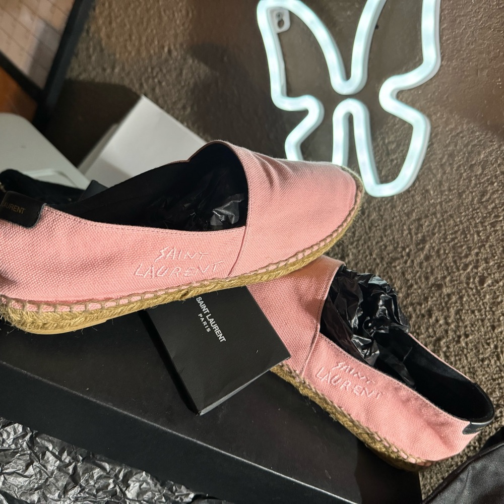 Saint Laurent- pink-ESPADRILLES- size 39- new-